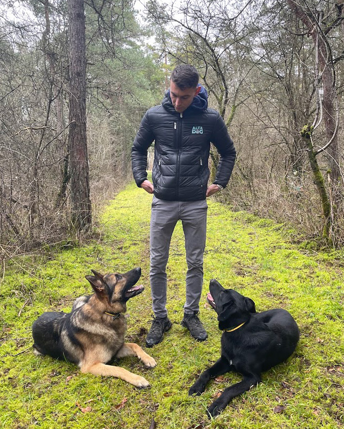 Clément SIMON Éducateur et Comportementaliste Canin dans l'aube